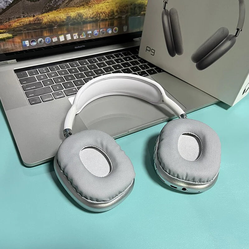 P9 Bluetooth Wireless Headphones with Smart Noise Reduction and Stereo Sound for Gaming and Mobile Devices